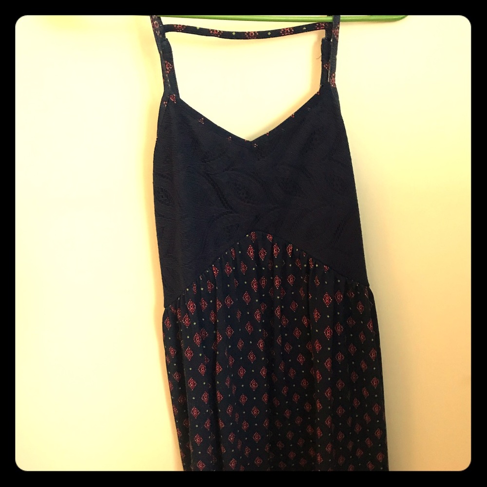 Size small comfortable dress only worn twice